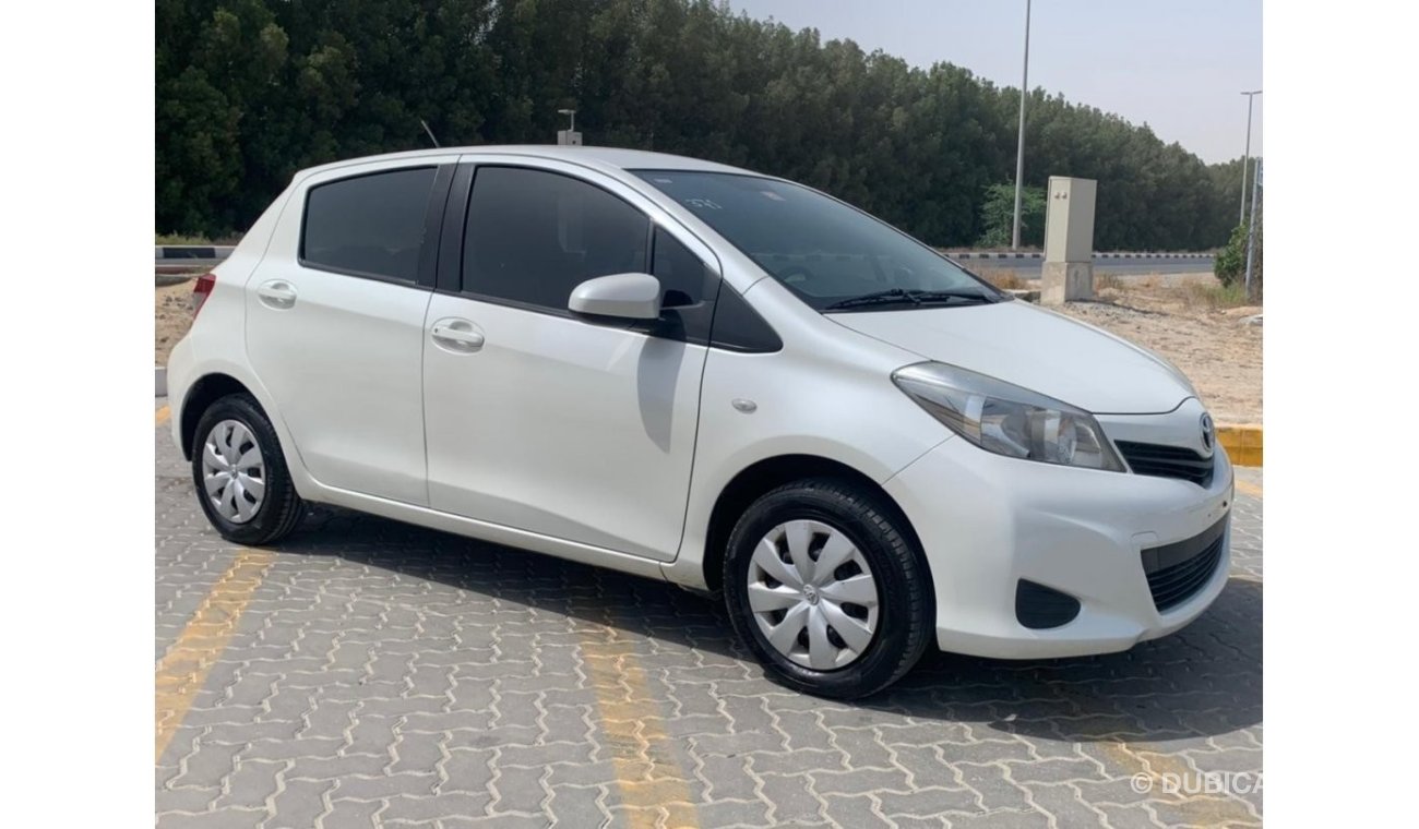 Toyota Yaris 2012 hatchback  Ref#371