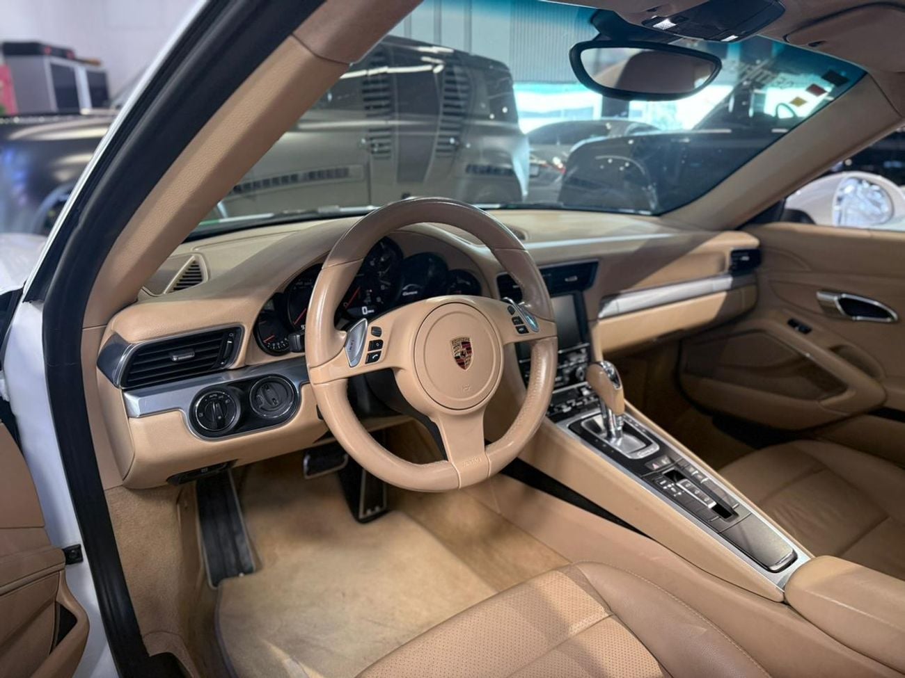 Porsche 911 Carrera 3.6L Coupe 2012 Porsche 911 Carrera - GCC - Full Service History - Good Condition