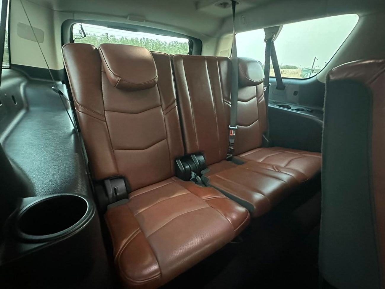 Cadillac Escalade Iq