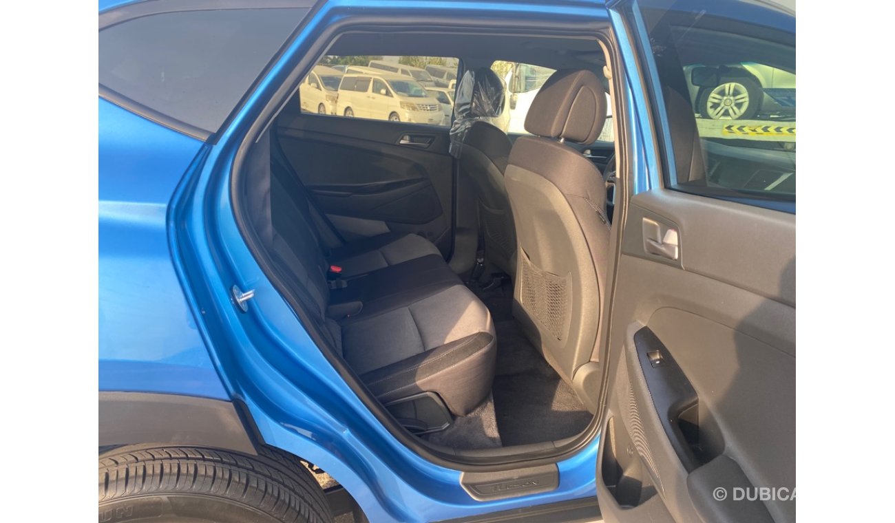 Hyundai Tucson AWD 2.0L V4 2018 AMERICAN SPECIFICATION