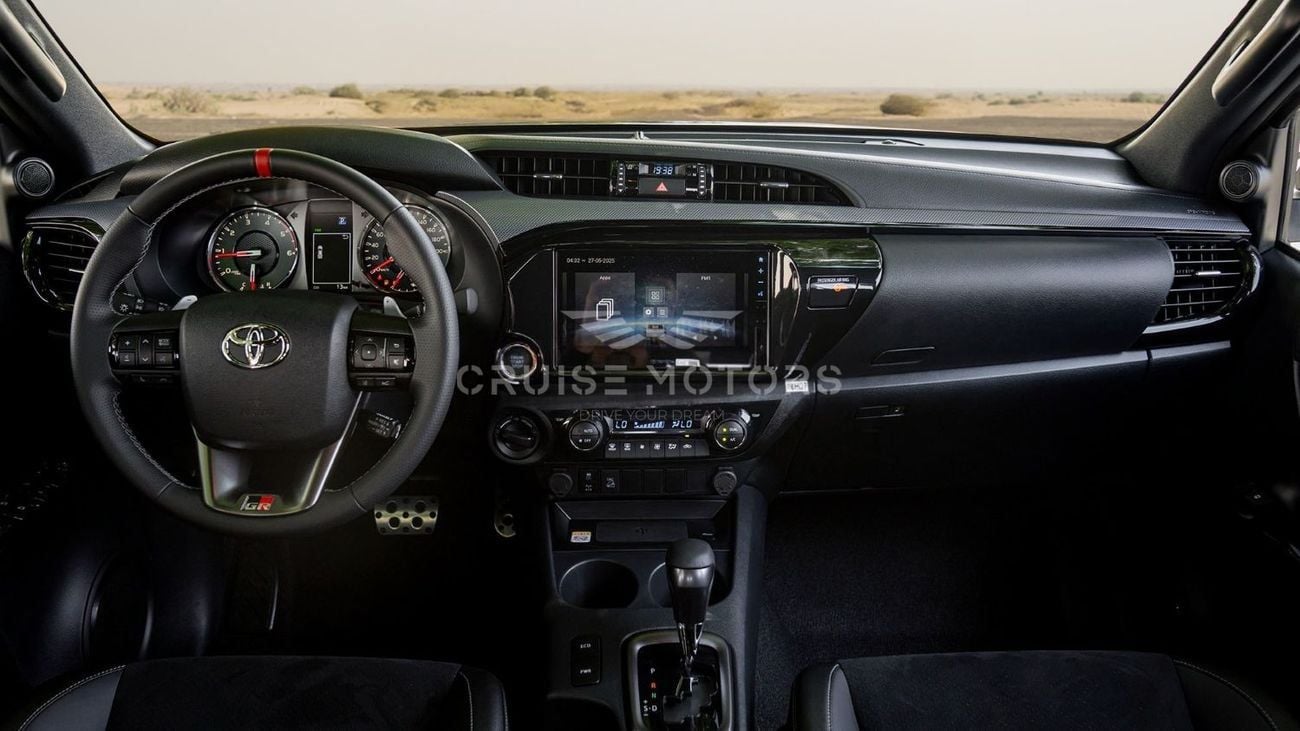 تويوتا هيلوكس GR Sport 2.8L