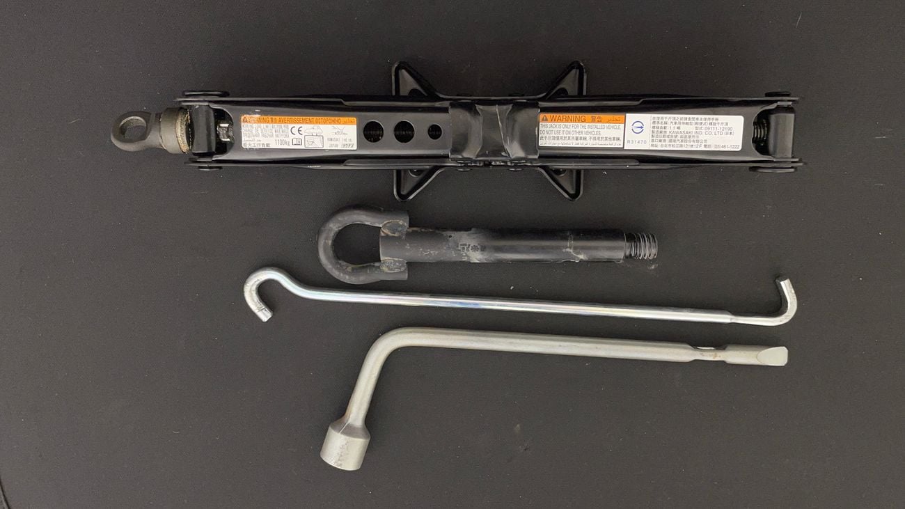 تويوتا كورولا XLI 1.6 | بدون دفعة مقدمة | اختبار القيادة في المنزل