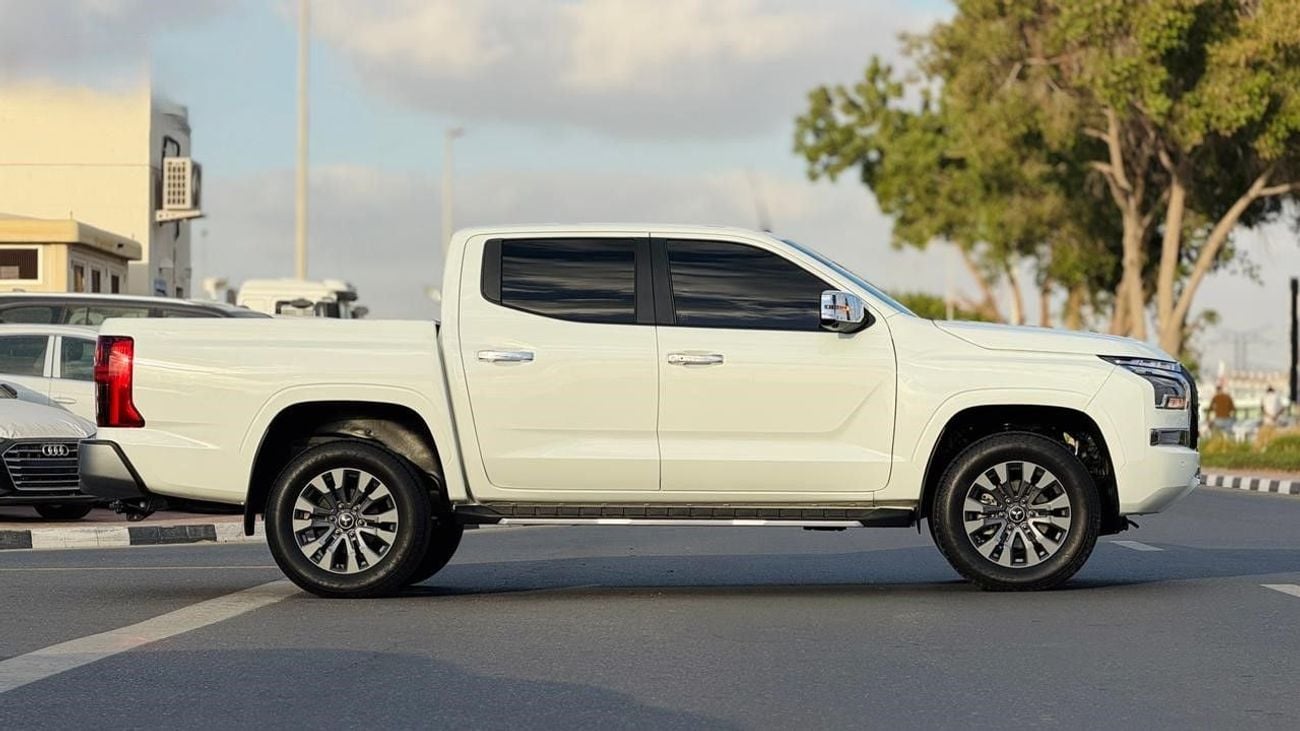 ميتسوبيشي تريتون -