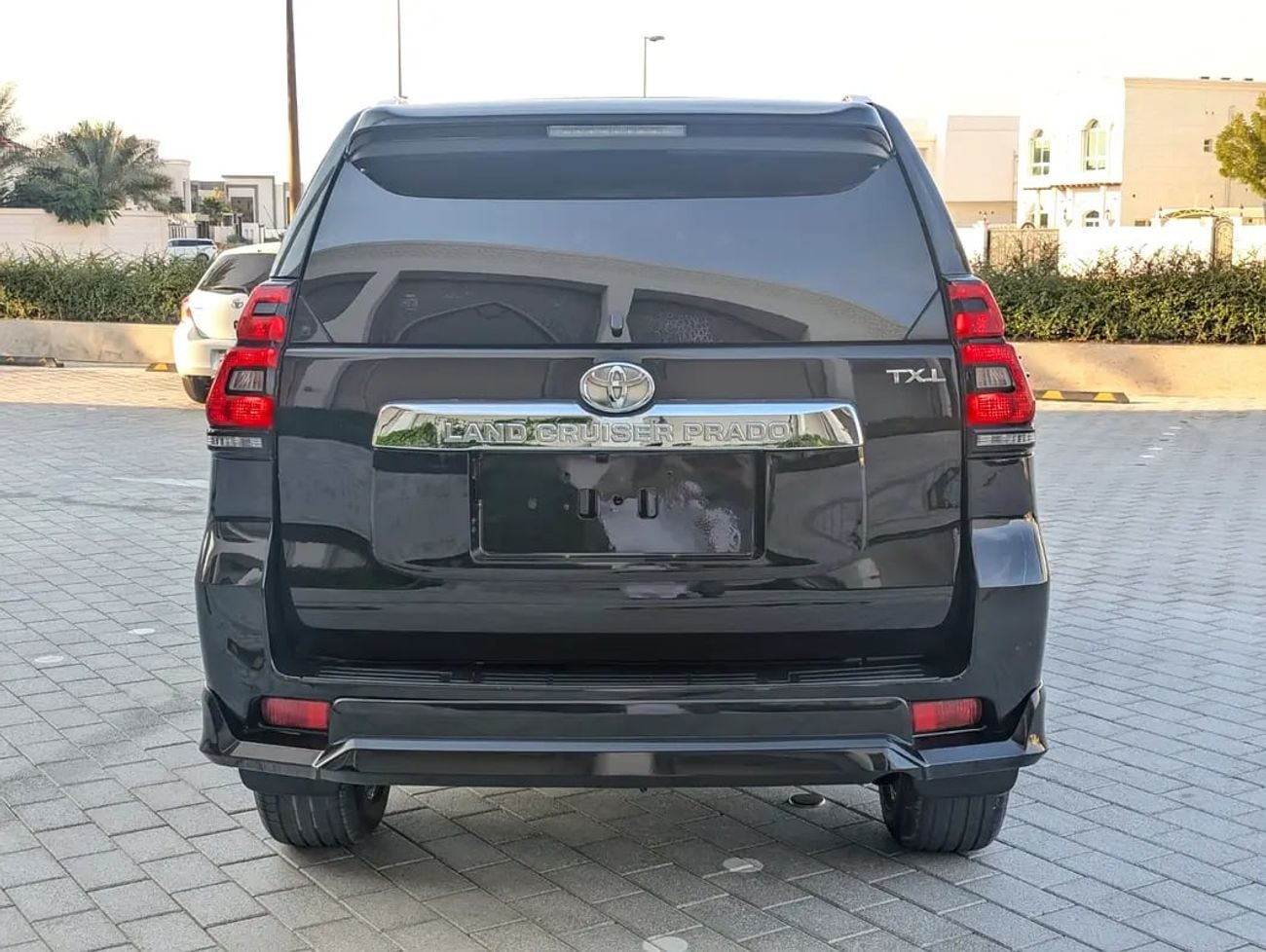 Toyota Prado TX-L V4 2.7L GCC SPECIFICATION IN EXCELLENT CONDITION