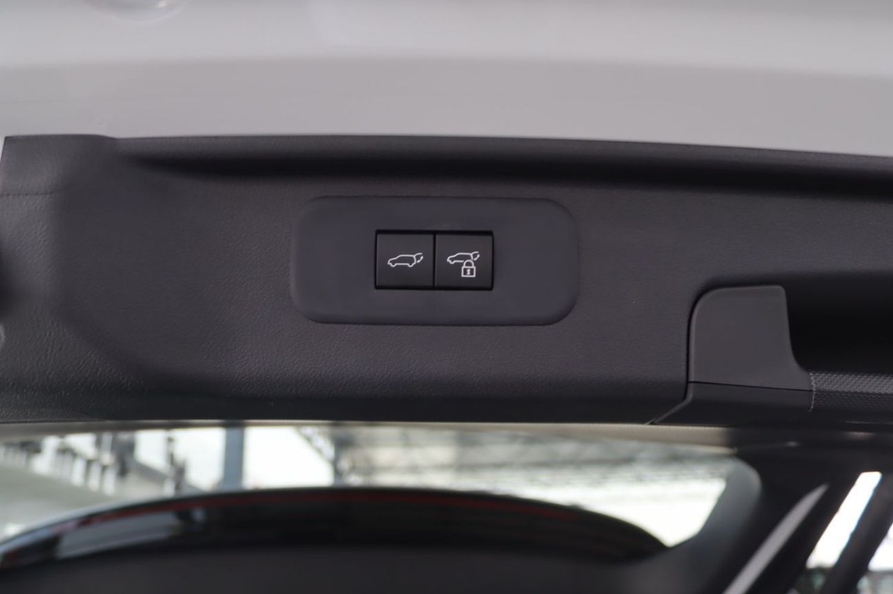 Toyota Grand Highlander LIMITED 2.5 HYBRID AWD CANADIAN SPECS