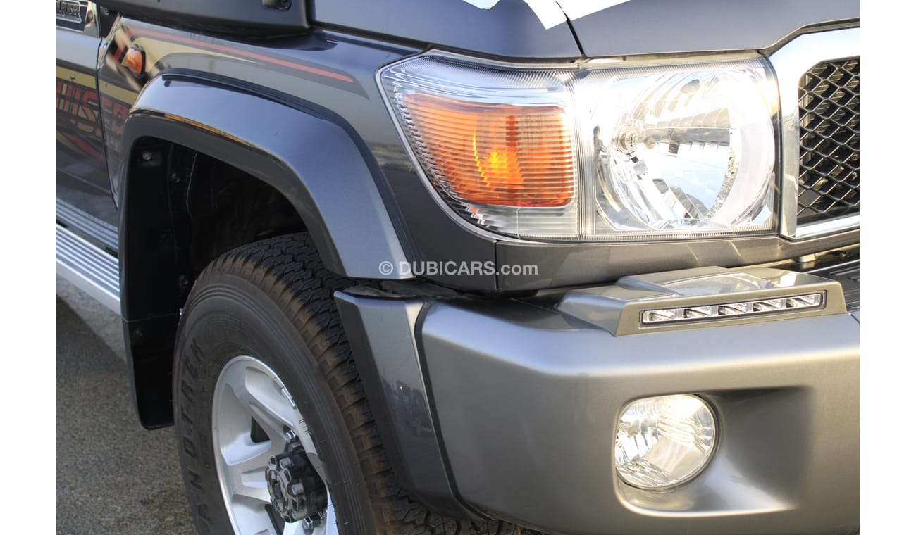 Toyota Land Cruiser 70 4.5L,LX76-G,WAGON,WITH DIFFERENTIAL LOCK,WINCH FULL OPTIONS,MT,2022MY ( FOR EXPORT ONLY)