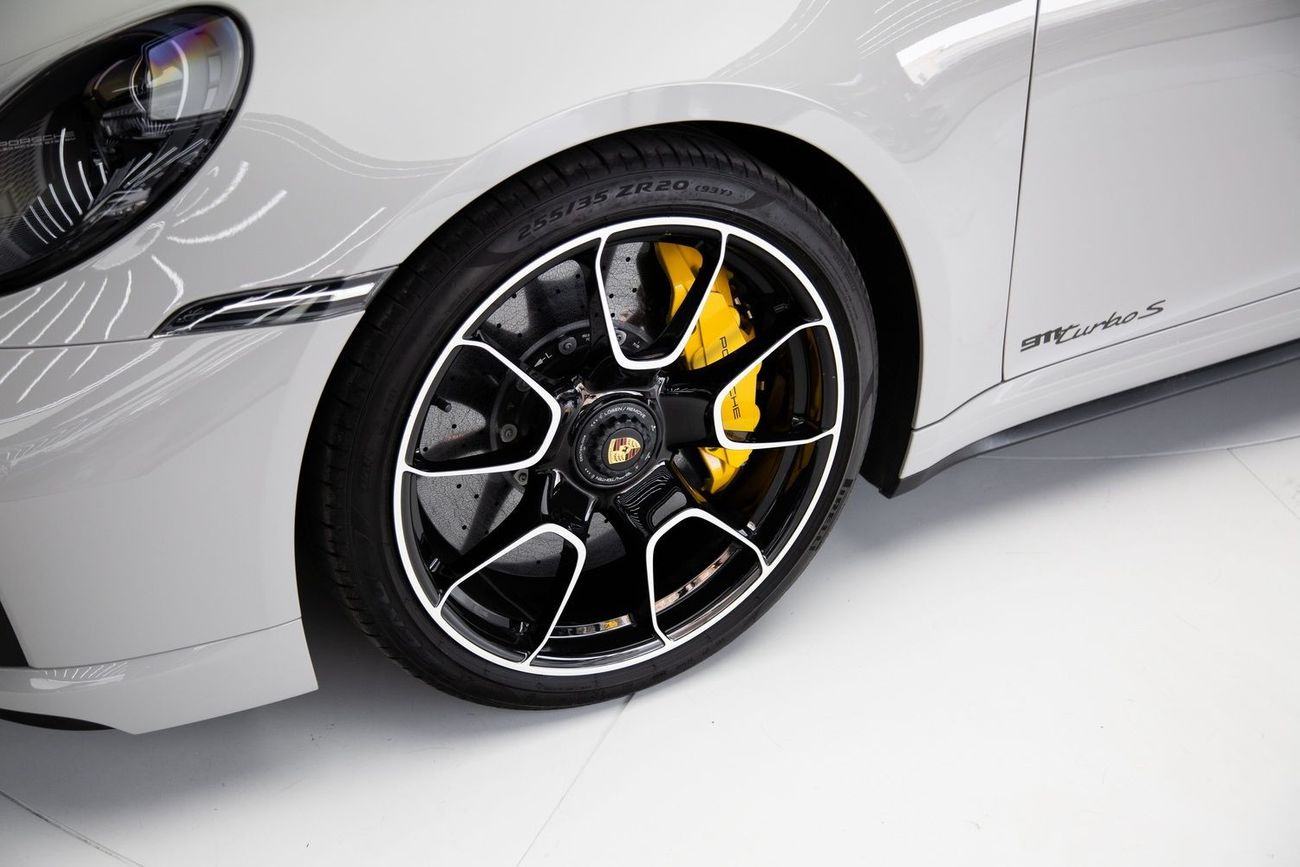 Porsche 911 WARRANTY JAN 2025