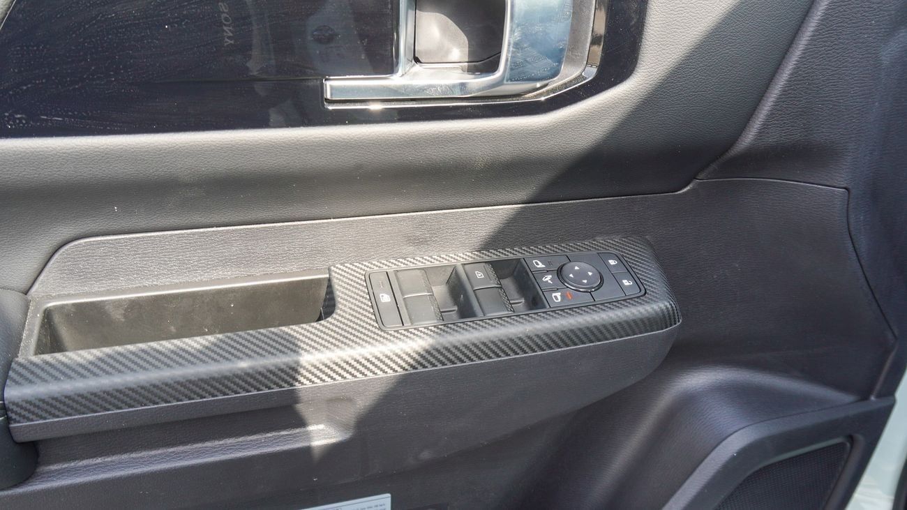 Mitsubishi L200 Brand New Mitsubishi L200 GLS 2025 Export 2.5L 4WD M/T|White/Black|L200-GLS-AT-25|