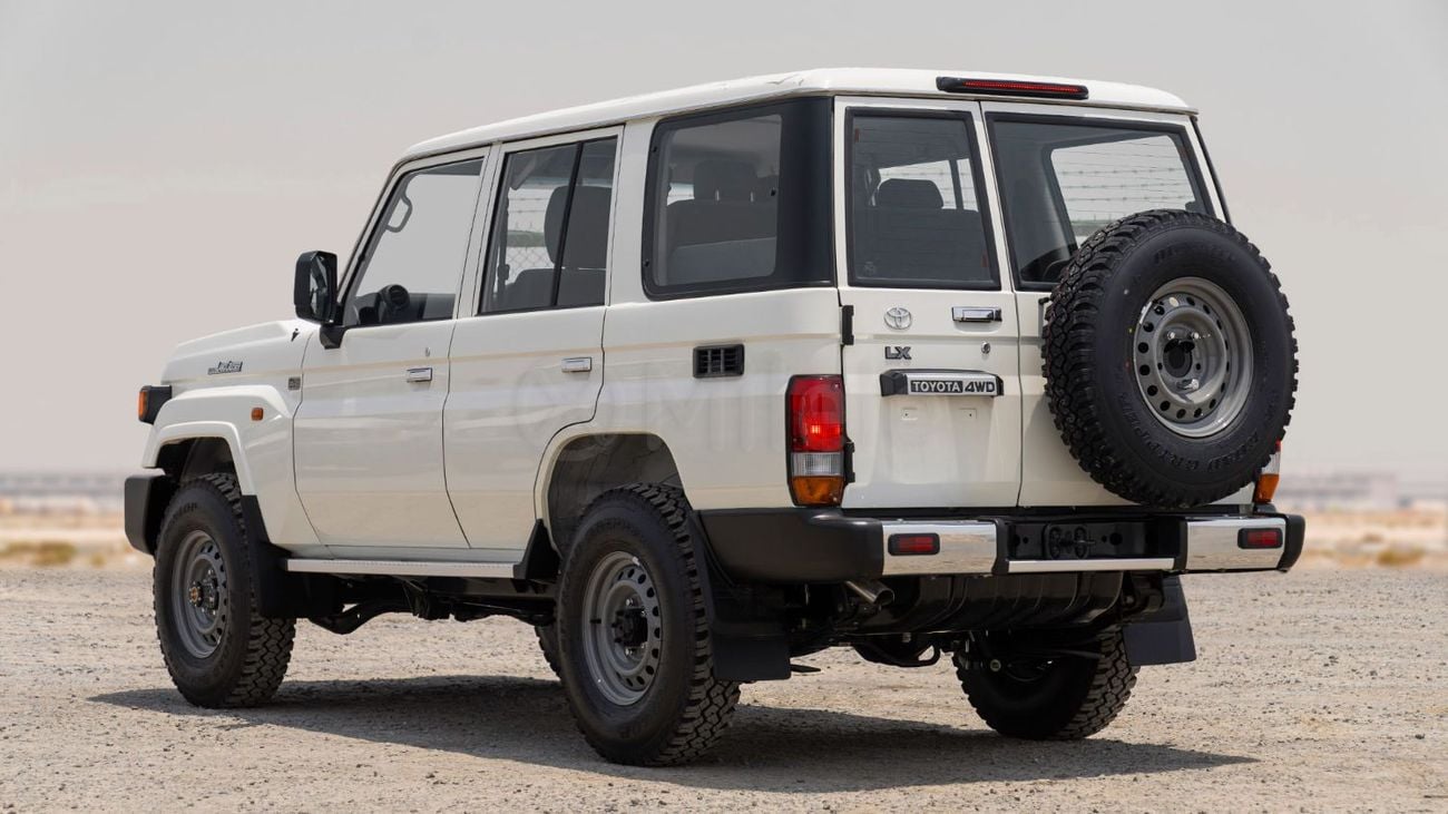 تويوتا لاند كروزر 76 LAND CRUISER 76