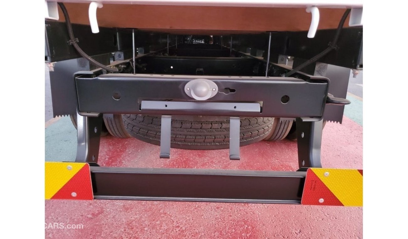 ميتسوبيشي فوسو كانتير Mitsubishi Canter Body Diesel 4.2L 3Ton 14Feet