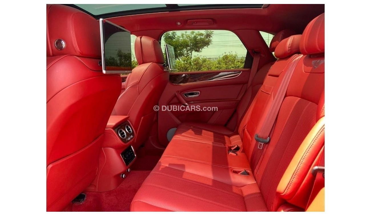 Bentley Bentayga Std GCC SPEC LESS KILOMETER