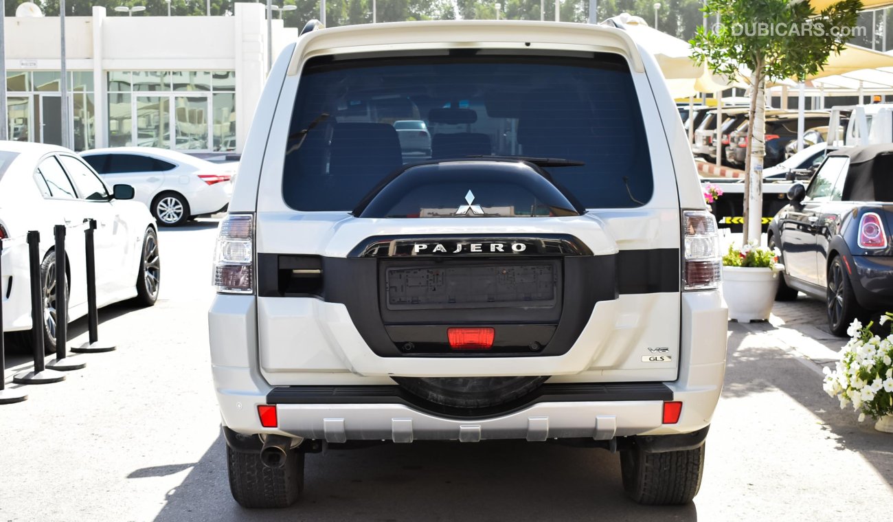 Mitsubishi Pajero GLS V6/GCC/NO ANY TECHNICAL PROBLEM /WARRANTY GEAR ENGINE AND CHASSIS /ZERO DOWN PAYMENT /LOW MILAGE