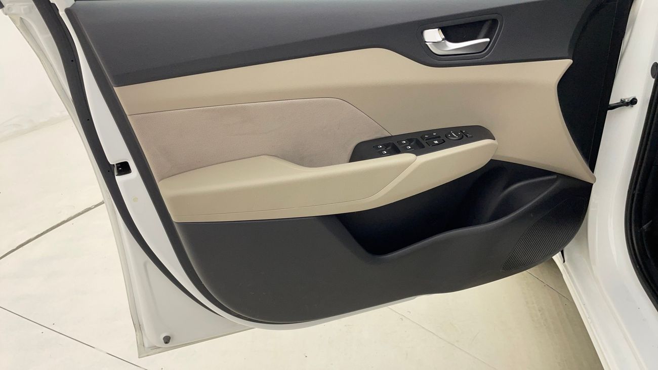 Hyundai Accent SMART 1.6 | Zero Down Payment | Home Test Drive