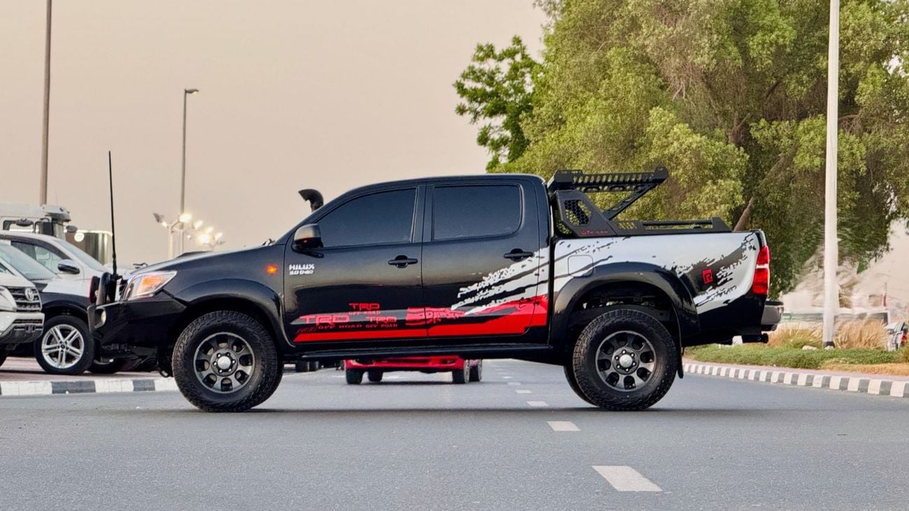 تويوتا هيلوكس DOUBLE CABIN | 2014 | 3000CC DIESEL ENGINE | 4WD | RHD | AUTOMATIC TRANSMISSION