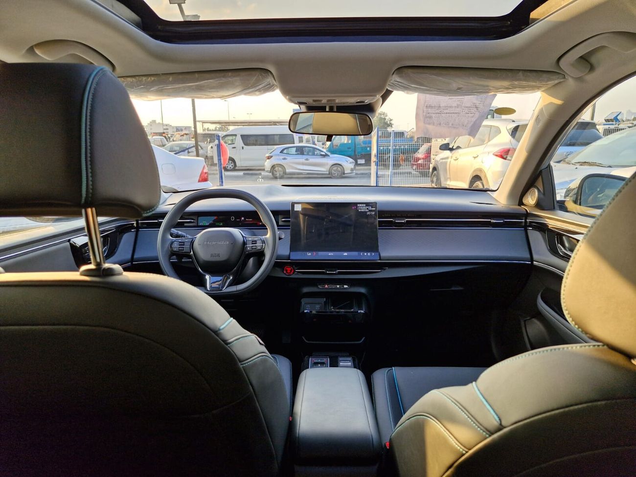 هوندا e:NP2 هوندا e:NP2 EV 2025 – منطقة حرة | متاحة للتصدير والتسجيل في الإمارات