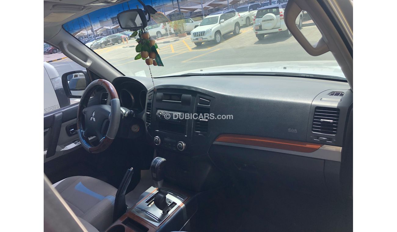 ميتسوبيشي باجيرو Mitsubishi Pajero V6, model:2007. Excellent Condition