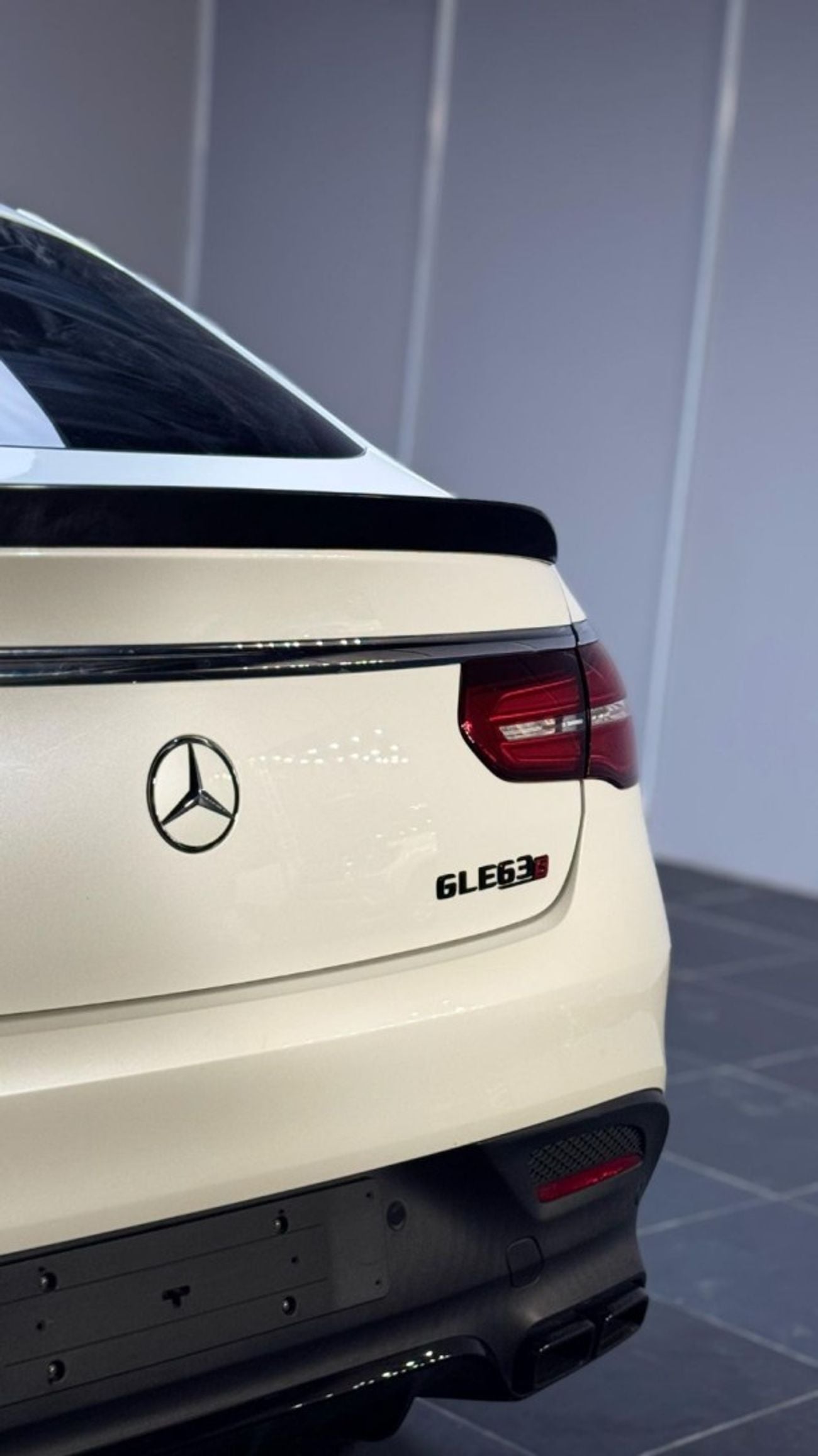 مرسيدس بنز GLE 63 AMG S PETROL 4.0 LITER ,RIGHT HAND DRIVE