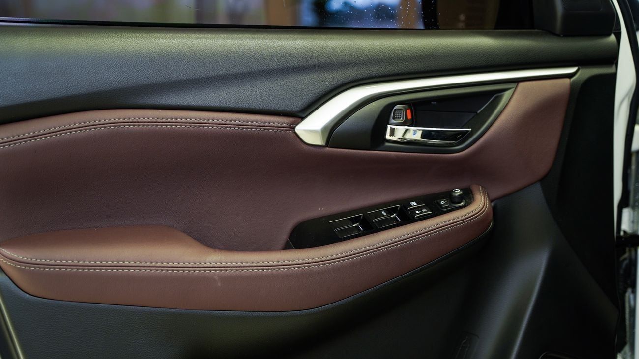 تويوتا أوربان كروزر GLX