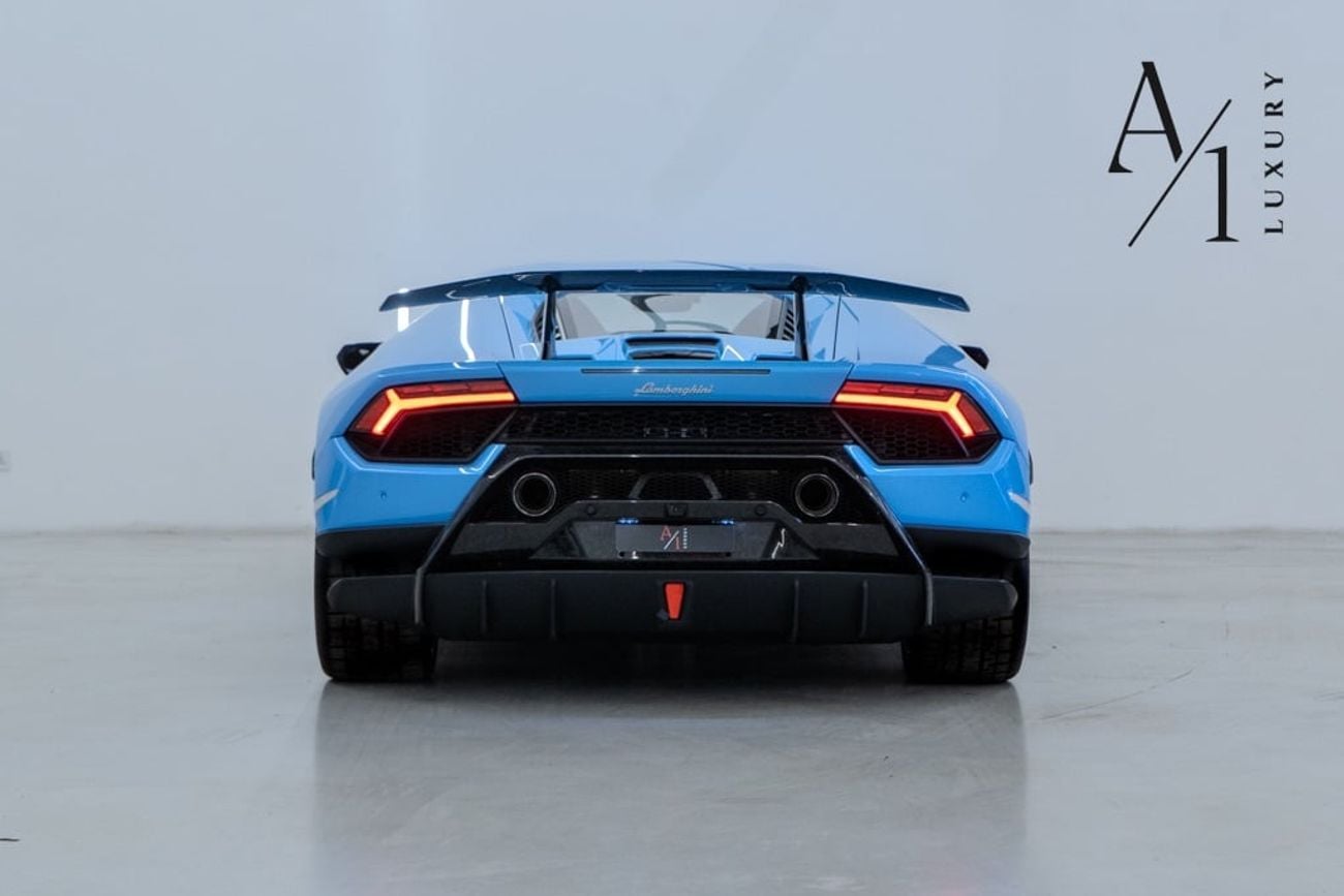 لامبورغيني هوراكان PERFORMANTE