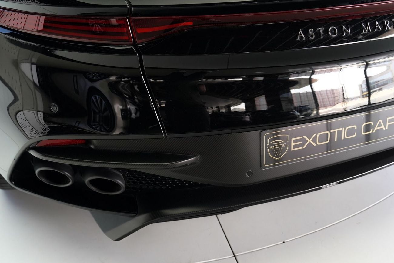 Aston Martin DBS Superleggera 5.2L | TAG HEUER EDITION