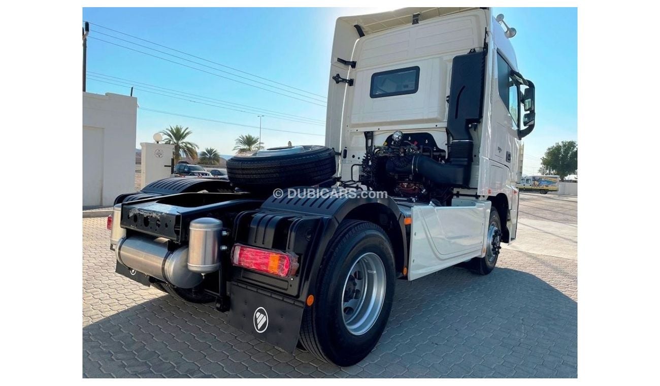 Foton Auman EST Foton Auman EST 4X2 Tractor Head, 3600mm Wheel base, Automatic ZF Transmission and Cummins Engine