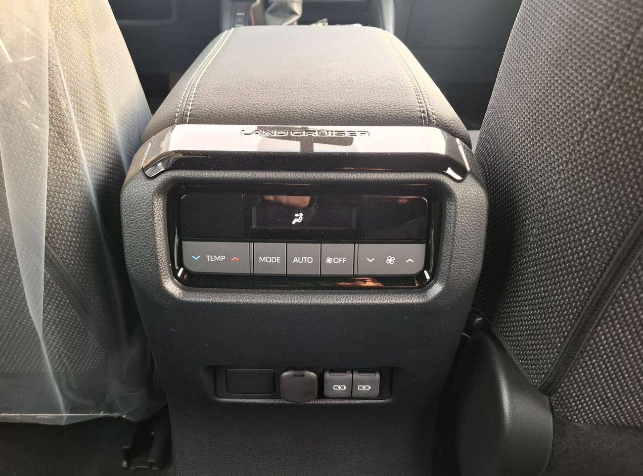 Toyota Prado Toyota Prado 2.4L 2025 Urban Black Petrol (Export Only)