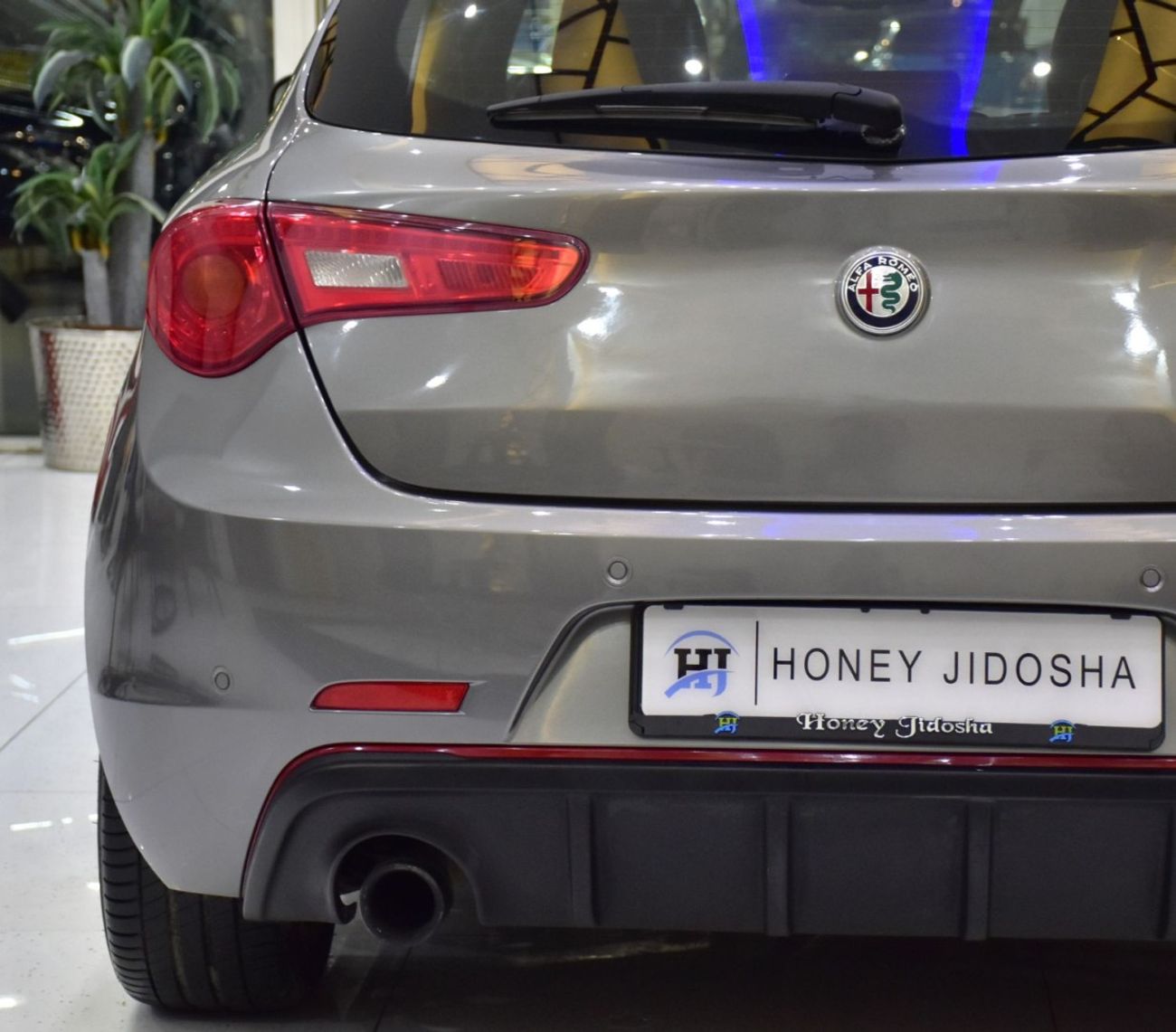 Alfa Romeo Giulietta EXCELLENT DEAL for our Alfa Romeo Giulietta ( 2018 Model ) in Silver Color GCC Specs