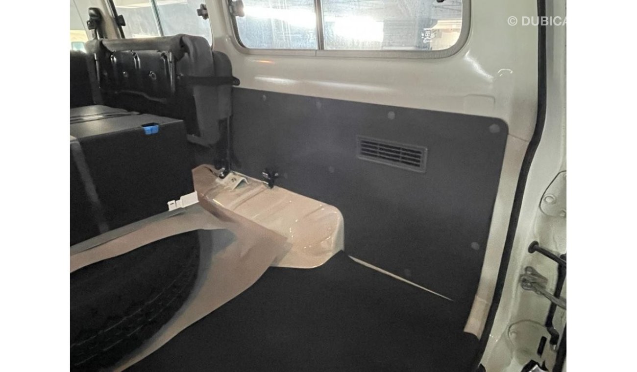 تويوتا لاند كروزر 70 2023 YM LC 78 4.5 DSL 3 DOOR HTOP