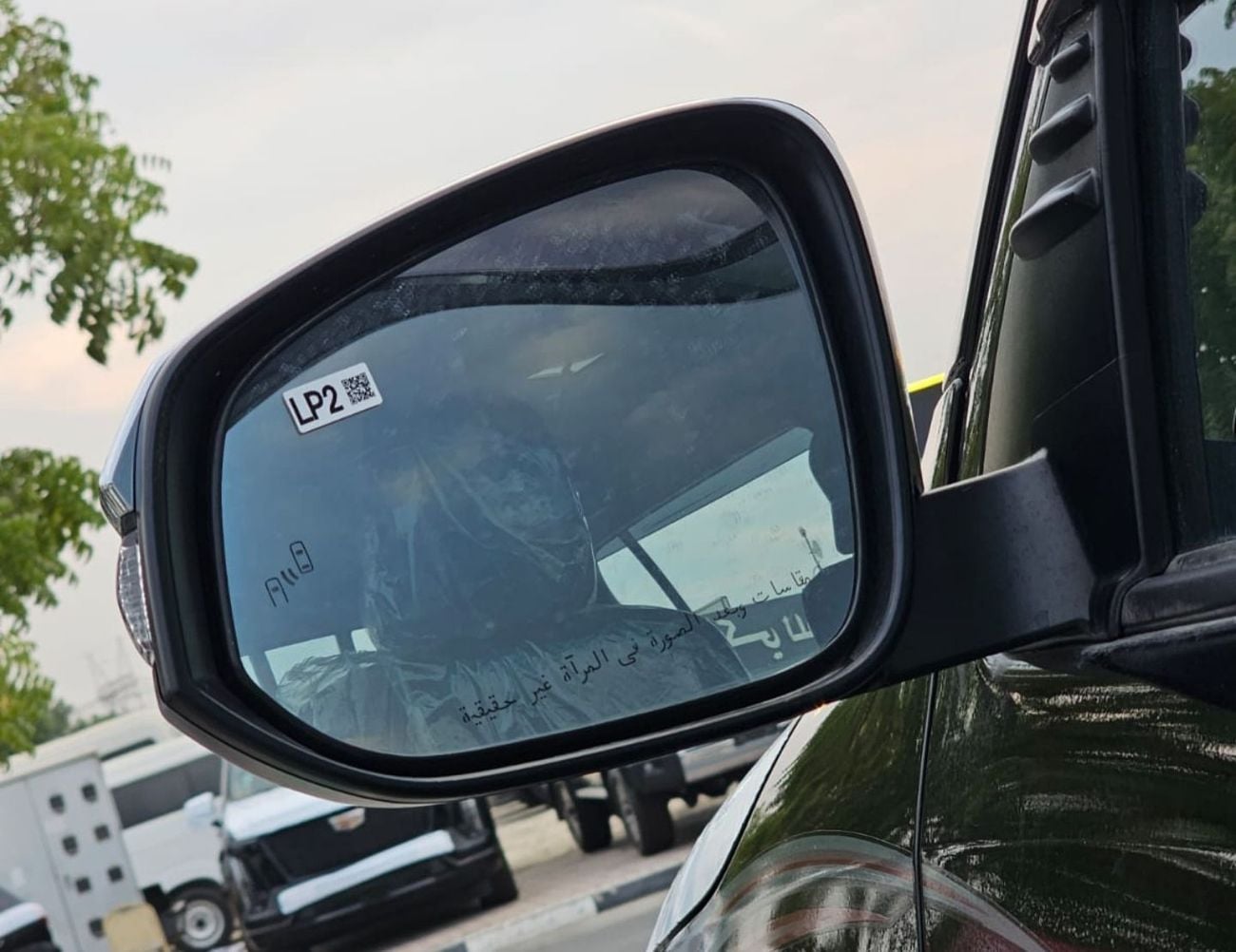 Toyota Hilux TOYOTA HILUX SR5 WIDE BODY DOUBLE CABIN || 2.7L PETROL A/T 4WD | BSM, WINOW VISOR, FOG LIGHTS, WOOD