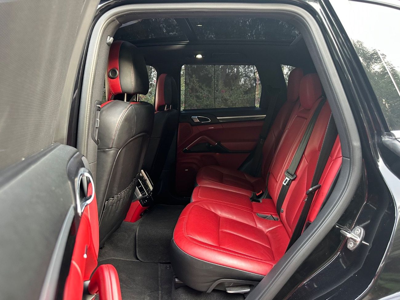 بورش كايان S Platinum Edition 3.6L | V6 Twin Turbo 420 HP | Full Option | Excellent Condition | GCC Specs