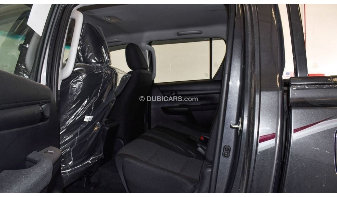 تويوتا هيلوكس 2023 Toyota Hilux 4x4 Double Cabin 2.4L Low Option Diesel AT | Grey inside black