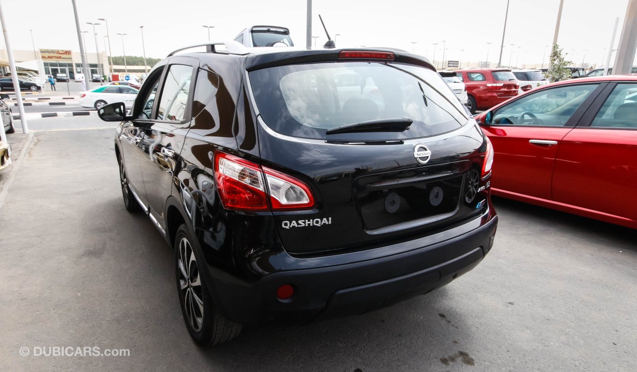 Nissan Qashqai LE