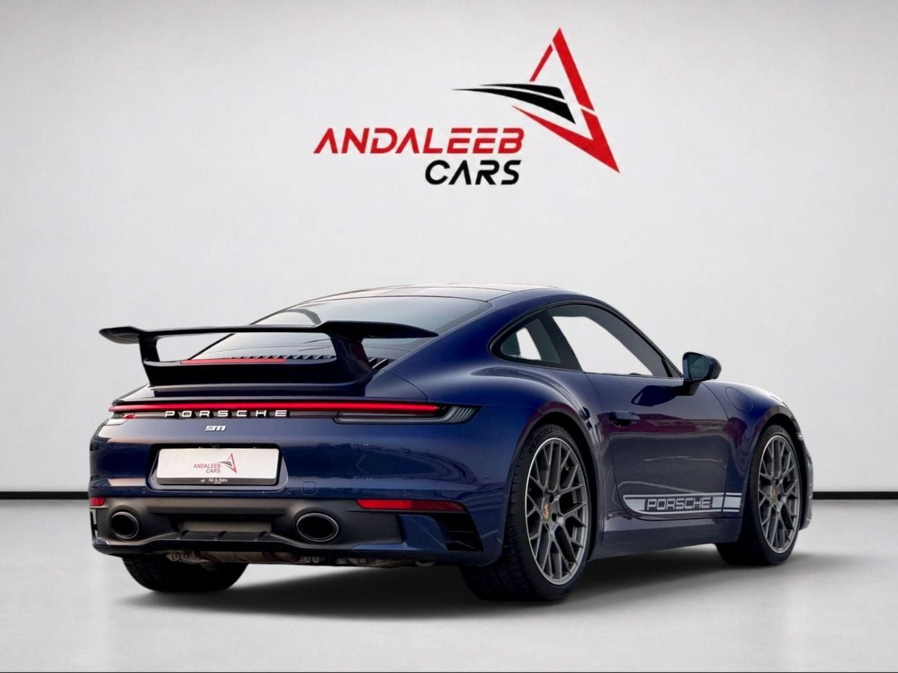 بورش 911 CARRERA EXTENDED WARRANTY 2029 | HIGH SPEC | FULL AL NABOODA SERVICE HISTORY | AEROKIT | GCC