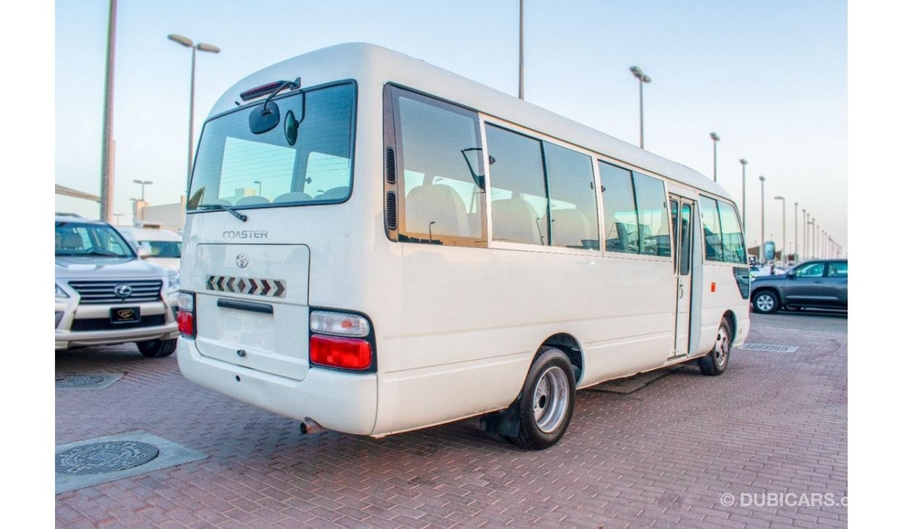 Toyota Coaster 2015 | TOYOTA COASTER | 30 SEATS | MANUAL TRANSMISSION | GCC | VERY WELL-MAINTAINED | S