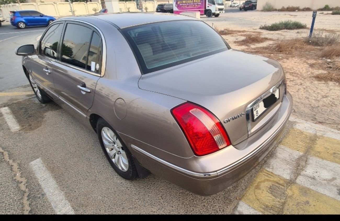 Kia Opirus 3.8L , in good conditions