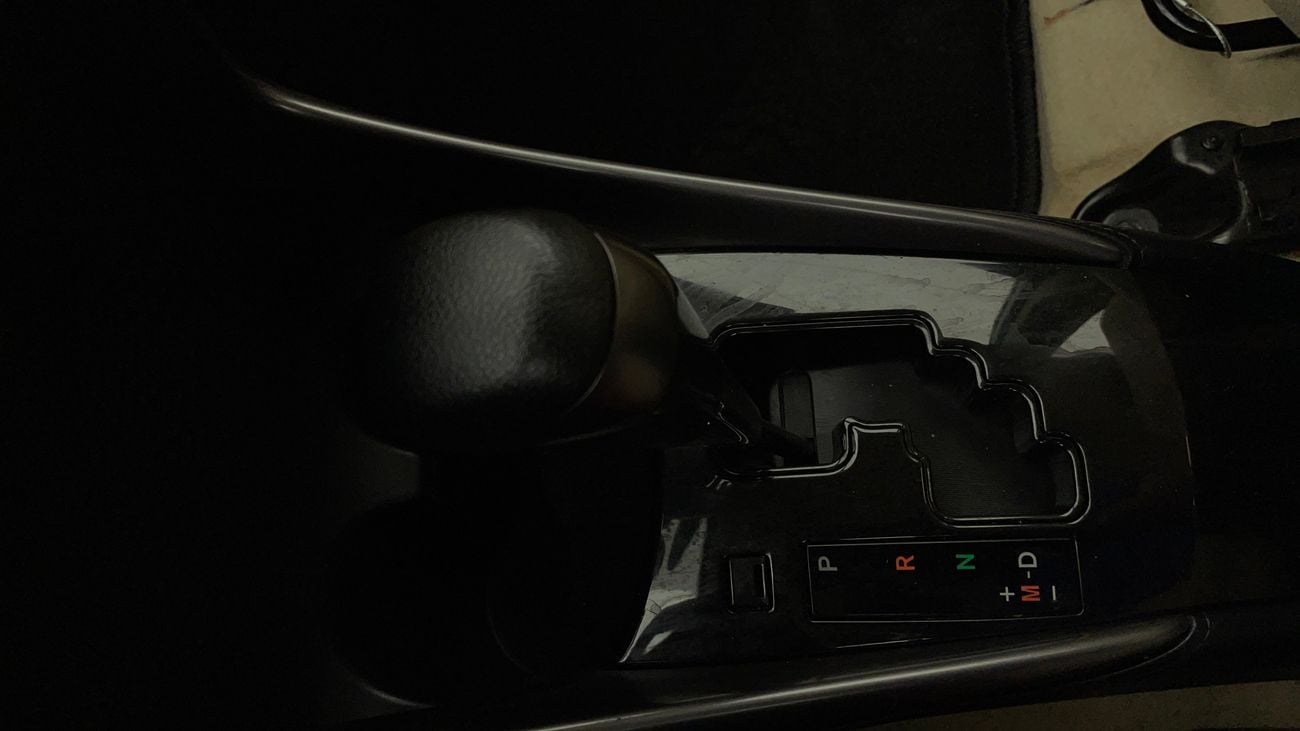 تويوتا يارس SE 1.5 | بدون دفعة مقدمة | اختبار القيادة في المنزل