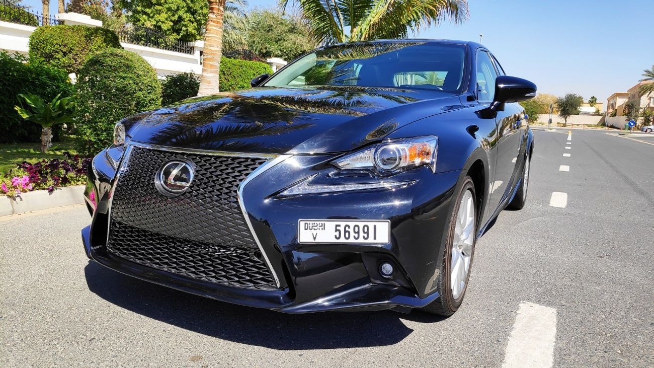 Lexus IS200t