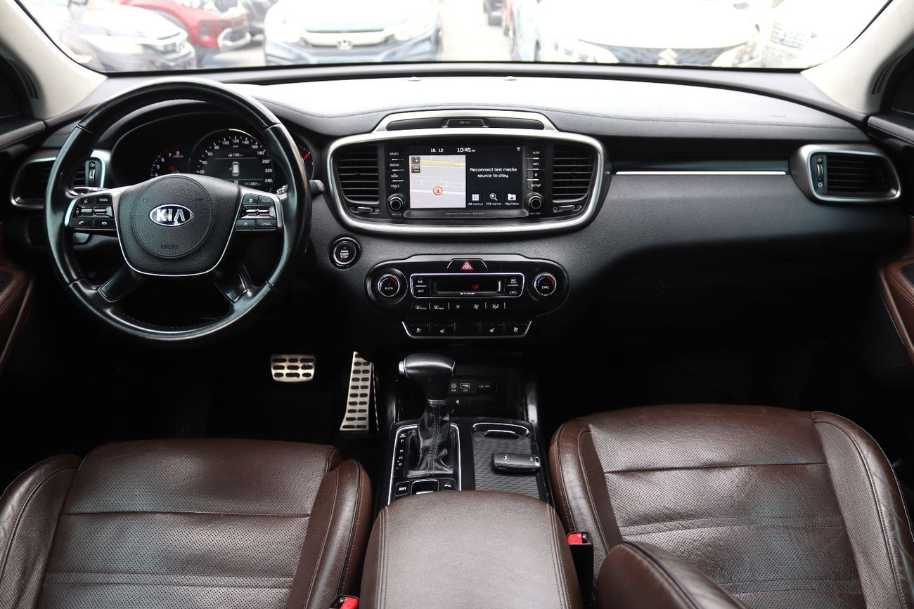 كيا سورينتو كيا سيرانتو 2019 - خليجى - بدون حوادث - محرك 3.3L  - فل أوبشن - 4WD -عدد 7 مقاعد - بحاله ممتازه