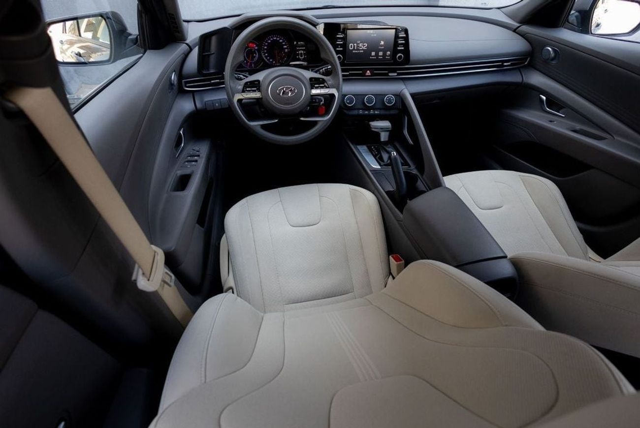 Hyundai Elantra Smart 1.6L