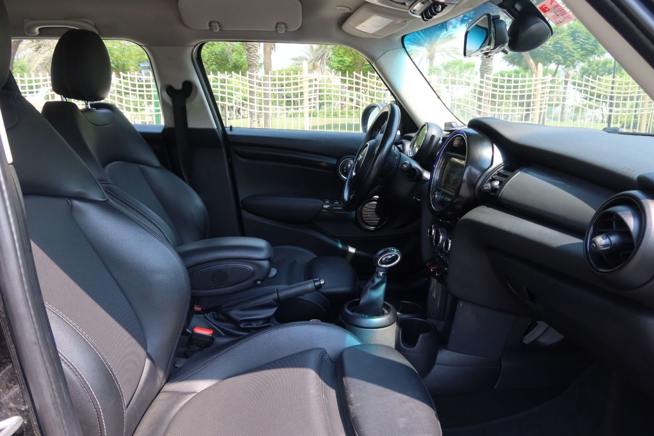 ميني كوبر Std 1.6L