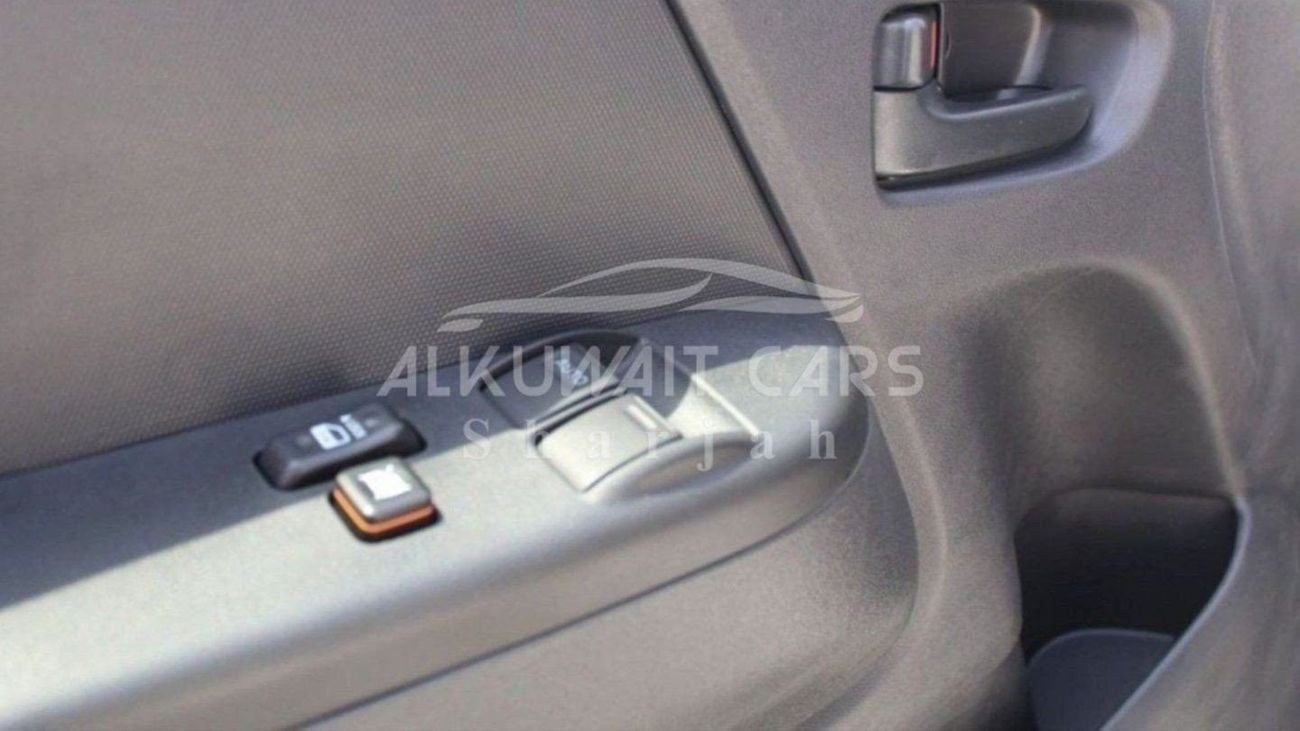تويوتا هاياس (NEW) Toyota Hiace 15seat 2.5L Diesel V4 MT 2025