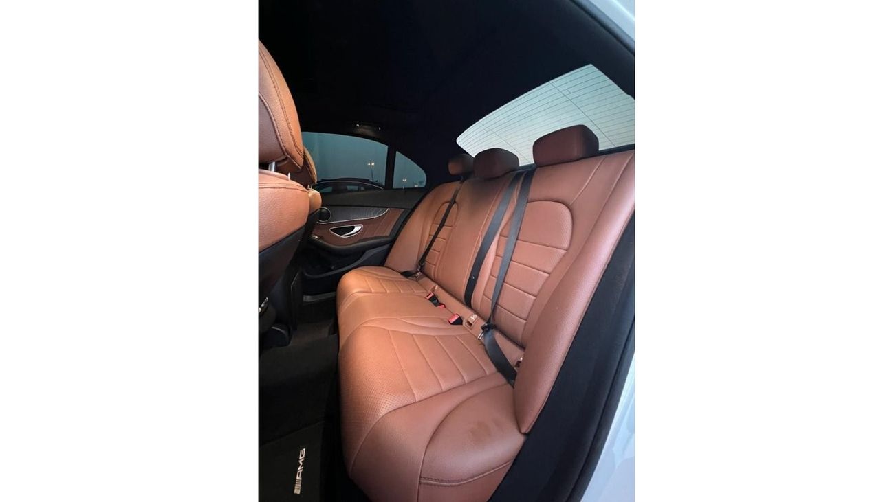 Mercedes-Benz C 200 AMG Pack Mercedes-Benz C200 AMG  Model 2019 Gcc specs