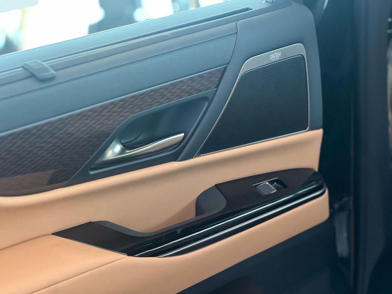 Lexus LX 700h LEXUS LX 700h -  MODEL 2025 -GCC