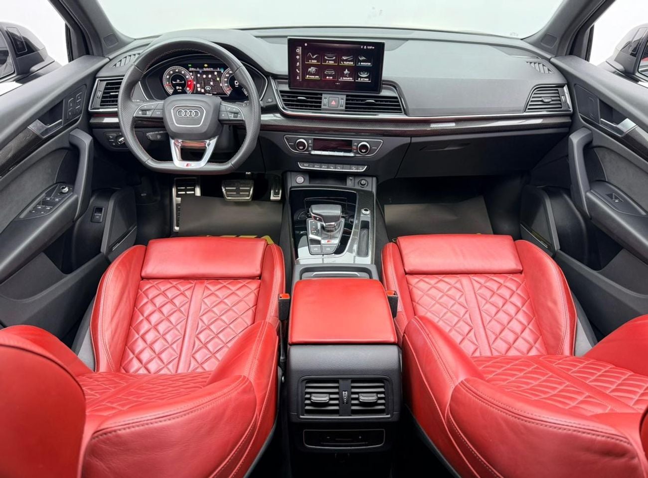 Audi SQ5 TFSI quattro 3.0L 2023 SQ5 3.0 TFSI Quattro, Audi Warranty+Full Service History, GCC
