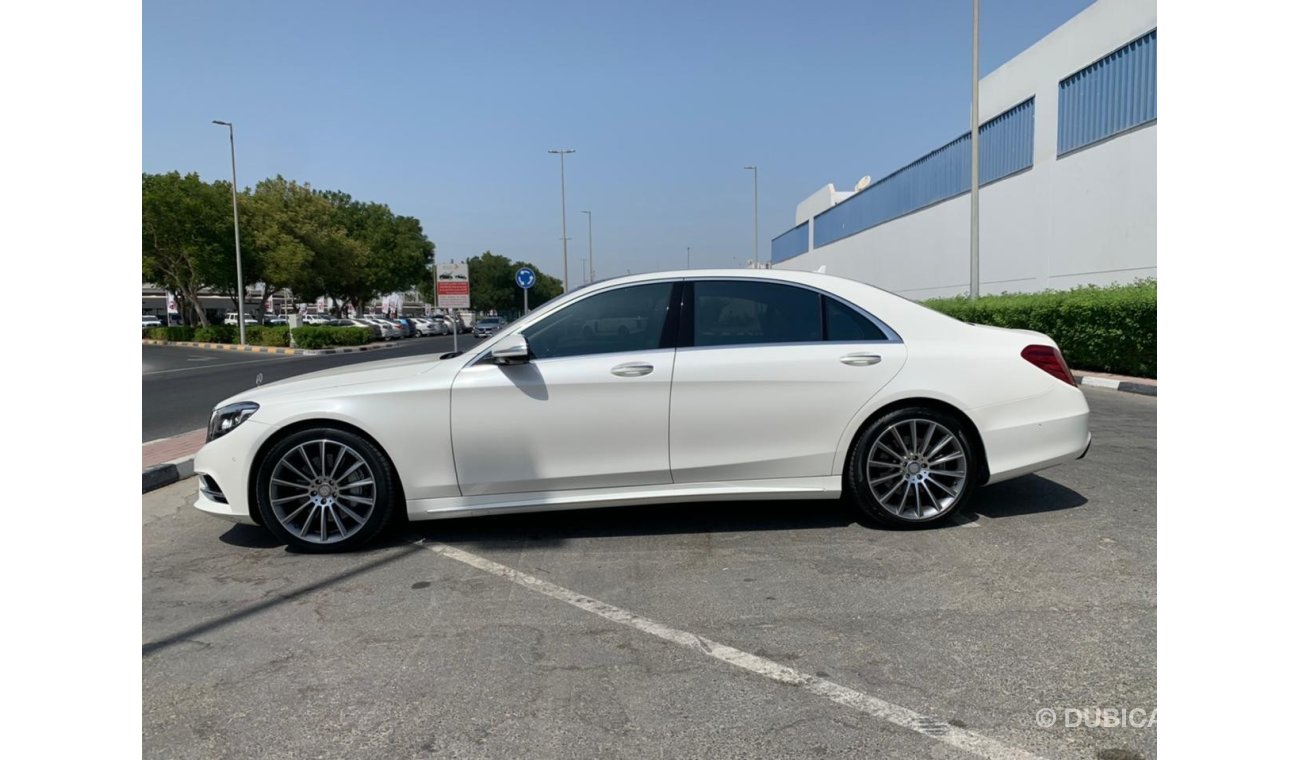 Mercedes-Benz S 500 2015 / GCC Spec / With Full Service History