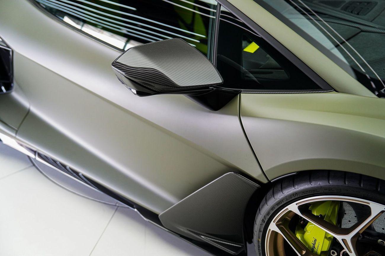 Lamborghini Revuelto 6.5L V12 Hybrid