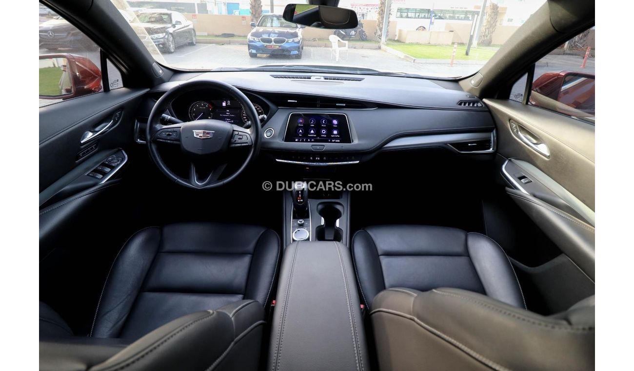 Cadillac XT4