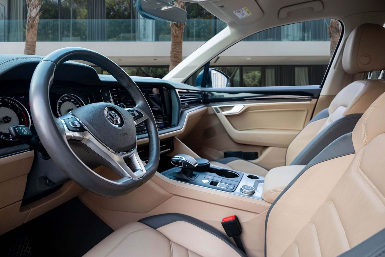 Volkswagen Touareg Comfortline | 2,448 P.M  | 0% Downpayment | Pristine Condition!