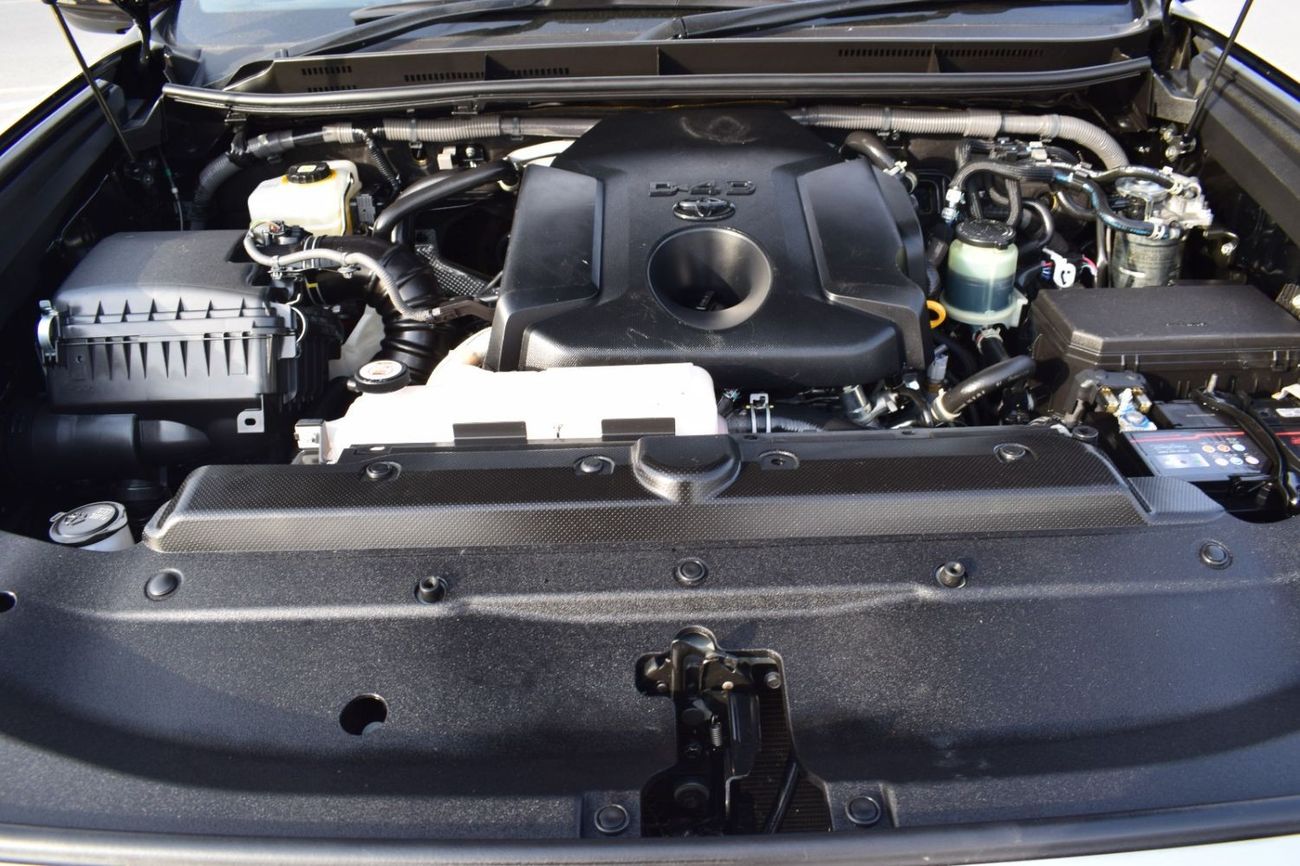 تويوتا برادو TXL 2.8L