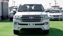 Toyota Land Cruiser VXR V8 5.7L